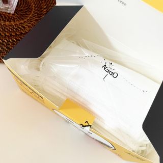 JHWORLD 스누피 마스크 정품 스누피 KF-AD 국내 비말차단 아동용 성인용 일회용 덴탈마스크 50매 — 5점을 준 리뷰어가 2021년 8월 올린 사용 사진