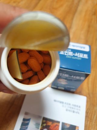 에이치알팜 조인트-서포트 보스웰리아 MSM 650mg x 120정 — 5점을 준 리뷰어가 2021년 6월 올린 사용 사진