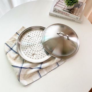 모멘토 마론 프라이팬 26cm 3종 (26cm팬/26cm웍팬/호환 스티머+돔뚜껑) — 4점을 준 리뷰어가 2022년 9월 올린 사용 사진