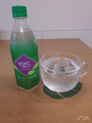 몽베스트 Montbest with Sparkling water Lime20병 — 5점을 준 리뷰어가 2022년 6월 올린 사용 사진