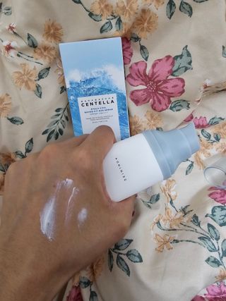 MF[스킨1004] 마다가스카르 센텔라 히알루-시카 워터핏 선세럼 50ml — 5점을 준 리뷰어가 2024년 5월 올린 사용 사진