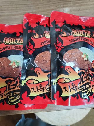 불타 지옥불카레 불지옥맛 180g x 3봉 — 5점을 준 리뷰어가 2021년 6월 올린 사용 사진