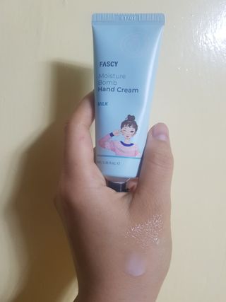 파시 FASCY 高保湿ハンドクリーム40ml+80ml セット — 5점을 준 리뷰어가 2021년 7월 올린 사용 사진