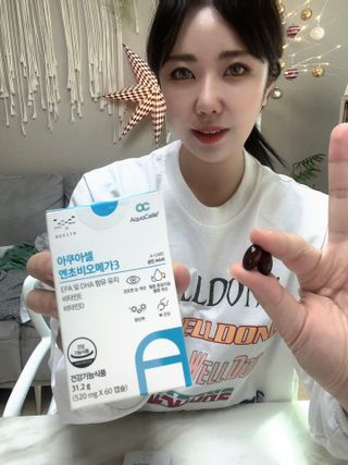 메디포스트 모비타 아쿠아셀 엔초비오메가3 60캡슐 — 5점을 준 리뷰어가 2022년 12월 올린 사용 사진