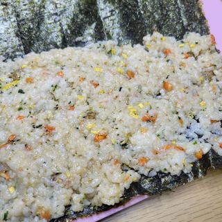 해풀잎 누구나 김밥*2ea [(혼합야채 35g *2ea,  김밥김 (10g, 2ea),  양념간장 (6g, 10ea), 참기름(5g, 4ea)] — 4점을 준 리뷰어가 2022년 6월 올린 사용 사진