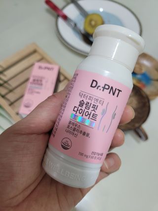 닥터피엔티 [Dr.PNT] 하루 2알로 건강한 다이어트! 한겨울에도 체지방만 쏙~ 슬림핏 다이어트 — 5점을 준 리뷰어가 2023년 3월 올린 사용 사진