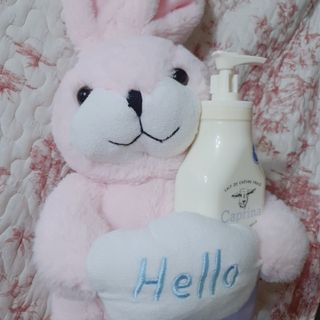 카프리나 산양밀크 모이스춰라이징 바디로션 350ml(라벤더향) — 5점을 준 리뷰어가 2023년 5월 올린 사용 사진