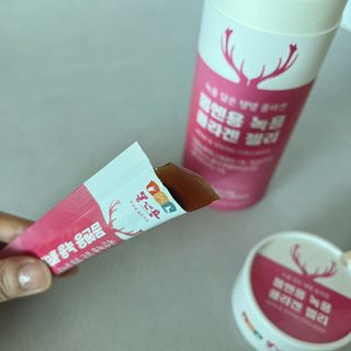[몸엔용] 녹용 담은 탱탱 콜라겐 녹용 콜라겐 젤리 15g x 20포 — 3.5점을 준 리뷰어가 2022년 4월 올린 사용 사진