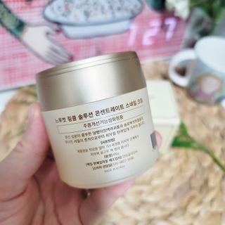 Dr.느루벗 느루벗 링클 솔루션 콘센트레이트 스네일 탄력 달팽이 크림 80g — 5점을 준 리뷰어가 2021년 1월 올린 사용 사진