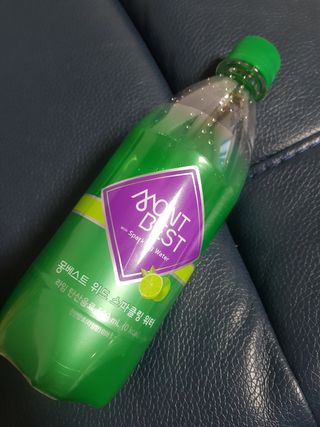 몽베스트 Montbest with Sparkling water Lime20병 — 5점을 준 리뷰어가 2021년 10월 올린 사용 사진