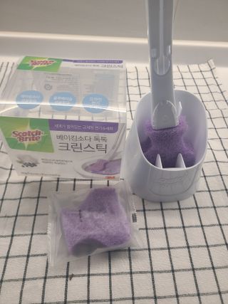 3M 스카치브라이트 크린스틱 베이킹소다 핸들 + 리필 2입 + 캐디 — 5점을 준 리뷰어가 2023년 5월 올린 사용 사진