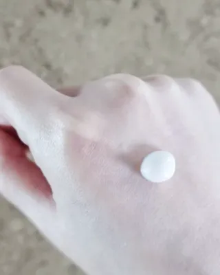 카프리나 프레쉬 산양밀크 모이스춰라이징 바디로션 350ml(오리지널향) — 5점을 준 리뷰어가 2022년 12월 올린 사용 사진