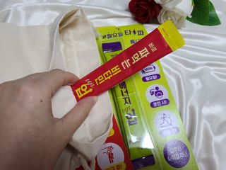 아임오 편의점 신상 타파, 바로 짜먹는 3종 _ 에너지업X2ea, 비타민업X2ea, 허니앤업X2ea — 5점을 준 리뷰어가 2021년 10월 올린 사용 사진