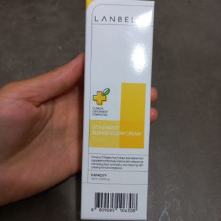 랑벨 비타 에너지 잡티 크림 75ml (피부 속 기미완화크림) — 4점을 준 리뷰어가 2022년 5월 올린 사용 사진