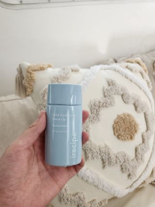 아이레시피 마일드 히알루로닉 모이스트 업 선스크린 SPF50+ PA++++ — 5점을 준 리뷰어가 2023년 6월 올린 사용 사진