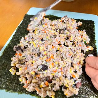해풀잎 누구나 김밥*1ea [(혼합야채 35g *1ea,  김밥김 (5g, 5ea),  양념간장 (6g, 5ea), 참기름(5g, 2ea)] — 5점을 준 리뷰어가 2022년 7월 올린 사용 사진