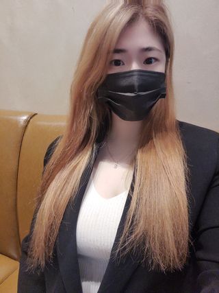 썸헤어 / SUMHAIR 썸헤어 실키 테라피 헤어 에센스 — 3.5점을 준 리뷰어가 2021년 5월 올린 사용 사진