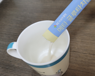 메타웰빙 GC녹십자웰빙 메타 글루타치온 — 4.5점을 준 리뷰어가 2022년 11월 올린 사용 사진