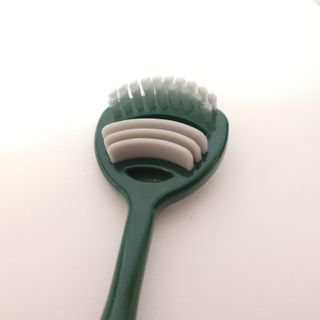 크리오 클리어스 혀백태제거 구취관리 혀클리너 — 5점을 준 리뷰어가 2021년 3월 올린 사용 사진