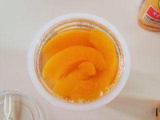 돌 MF[Dole] 파인애플컵/망고컵/복숭아컵 198g 6입X1박스 (맛 1가지 랜덤 발송) — 5점을 준 리뷰어가 2023년 6월 올린 사용 사진
