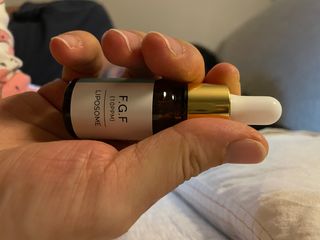 랑팡 EGF+FGF 10ppm 리포좀 앰플 원액 10ml — 4.5점을 준 리뷰어가 2021년 11월 올린 사용 사진
