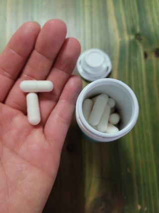 메디타민 인체유래 비피더스 포스트 프로바이오틱스 — 3점을 준 리뷰어가 2021년 3월 올린 사용 사진