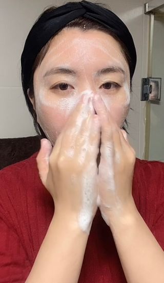 프리마인 메이크업과 들뜨는 각질까지 한방에 깐달걀로! 순하기까지한 셀베이스 그린티클렌저(200ml) — 5점을 준 리뷰어가 2023년 1월 올린 사용 사진