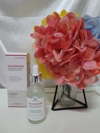 오투에니원 갈락토미세스 리바이탈라이징 프리미엄 화이트닝 에센스 50ml — 5점을 준 리뷰어가 2023년 1월 올린 사용 사진