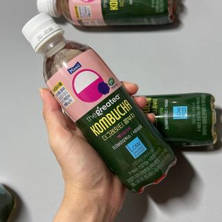 더그레잇티 콤부차 [매일유업] 더그레잇티 44kcal 콤부차 300ml *12개입 (오리지널 6개+베리리치 6개) — 5점을 준 리뷰어가 2023년 8월 올린 사용 사진