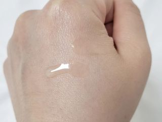 스킨큐어 산다화 비타민c 화이트닝 에센스 30ml — 5점을 준 리뷰어가 2023년 7월 올린 사용 사진