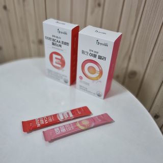 인디닥터 면역 생생 핑크 이뮨 젤리 + 타이탄 BCAA 프로틴 젤리스틱 — 5점을 준 리뷰어가 2022년 4월 올린 사용 사진