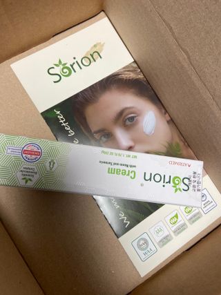 건선/아토/습진/민감성 피부 천연보습진정크림 소리온 크림 & 센시티브 크림 50g — 3점을 준 리뷰어가 2022년 1월 올린 사용 사진