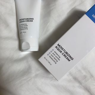 더마포레스트 모이스처라이징 아쿠아크림 / 수분크림 히알루론산 펩타이드 보습 미백 주름개선 — 4점을 준 리뷰어가 2021년 6월 올린 사용 사진