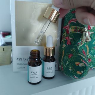 랑팡 EGF+FGF 10ppm 리포좀 앰플 원액 10ml — 5점을 준 리뷰어가 2021년 11월 올린 사용 사진