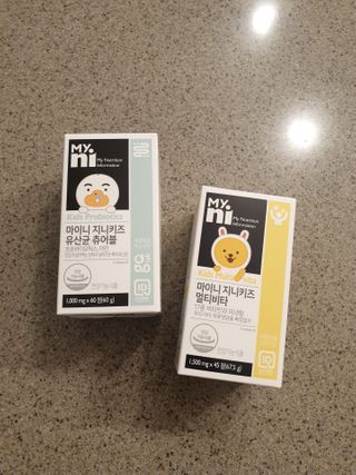일동제약 마이니 마이니 지니키즈 유산균 츄어블, 멀티비타 set — 5점을 준 리뷰어가 2021년 3월 올린 사용 사진