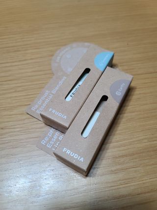 [후르디아] 올리브영 착한보습 비건 립버터 2종 — 5점을 준 리뷰어가 2023년 1월 올린 사용 사진