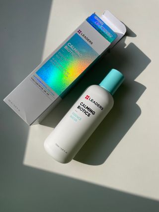 리더스코스메틱 리더스 카밍 바이오틱스 에센스 워터 — 5점을 준 리뷰어가 2021년 7월 올린 사용 사진
