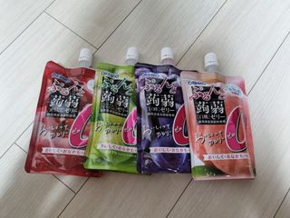 ORIHIRO 오리히로 곤약젤리 제로칼로리 130g 4종 4팩(맛별로 1팩씩) — 5점을 준 리뷰어가 2023년 3월 올린 사용 사진
