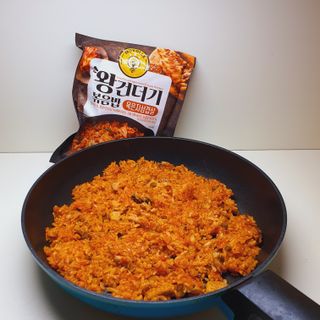 한성기업 무볼레 왕건더기 볶음밥 묵은지삼겹살 — 5점을 준 리뷰어가 2021년 10월 올린 사용 사진