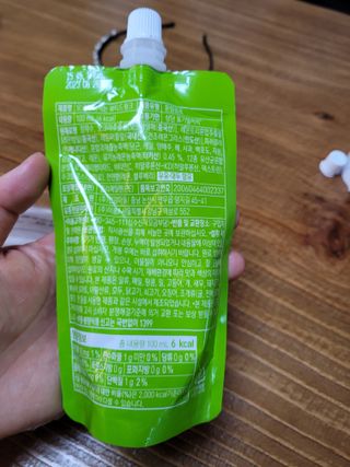 [이롬] 오크라 마시는 뷰티드링크 100mL x 20입 — 5점을 준 리뷰어가 2022년 7월 올린 사용 사진