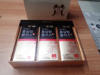 서울약사신협_투데이홍삼정플러스스틱_10g x 30포 — 4점을 준 리뷰어가 2021년 5월 올린 사용 사진