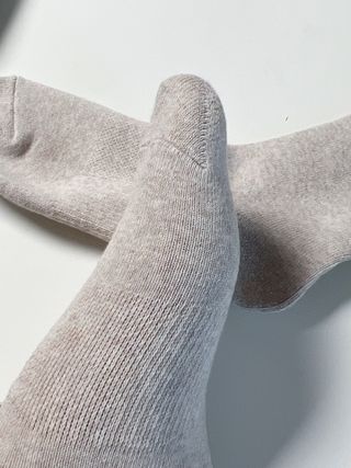 [사이즈가 있는 양말 필로이]여자 순면 통파일 꿀잠 수면 양말【 S, M, L 】3가지 사이즈_컬러 랜덤 3족 — 5점을 준 리뷰어가 2022년 10월 올린 사용 사진