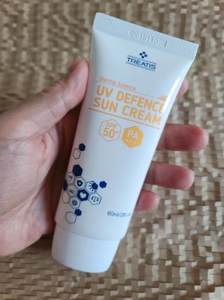 [트리티스] UV 디펜스 선크림 PA+++ / SPF50+  60ml — 5점을 준 리뷰어가 2020년 12월 올린 사용 사진