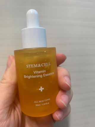 체르엠 스템앤셀 비타민 브라이트닝 에센스 30ml 1개 — 5점을 준 리뷰어가 2022년 2월 올린 사용 사진