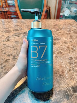[포레스트스토리] 탈모증상완화 샴푸 1,000ml — 5점을 준 리뷰어가 2022년 4월 올린 사용 사진