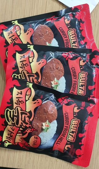 불타 지옥불카레 불지옥맛 180g x 3봉 — 4.5점을 준 리뷰어가 2021년 6월 올린 사용 사진
