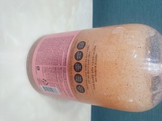 벨먼 내추럴스파 수분광채 스크럽 바디워시 600ml 5종 — 5점을 준 리뷰어가 2022년 5월 올린 사용 사진