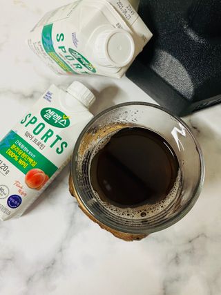 셀렉스스포츠 셀렉스 스포츠 웨이 프로틴 복숭아_ 330ml x 12팩 — 5점을 준 리뷰어가 2021년 3월 올린 사용 사진