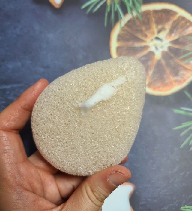 오투에니원 화이트 스완 퍼펙트 폼 클렌징 150g 퍼프증정 리뷰 사진