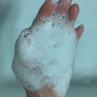 비어멕 독일맥주효모 천연탈모샴푸 — 4.5점을 준 리뷰어가 2021년 2월 올린 사용 사진
